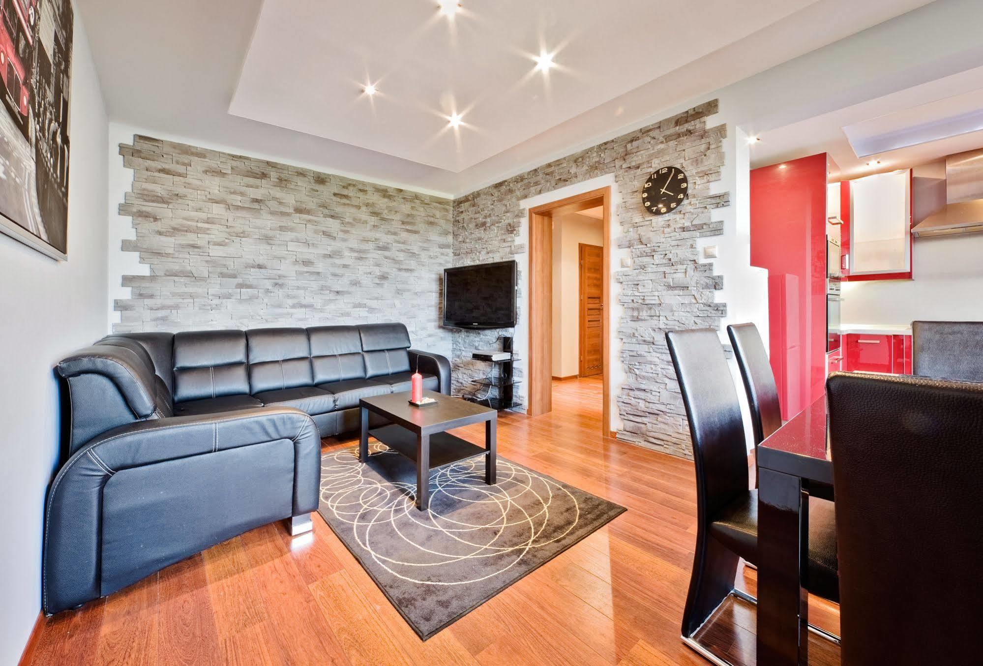 E Apartamenty Centrum Познань Экстерьер фото