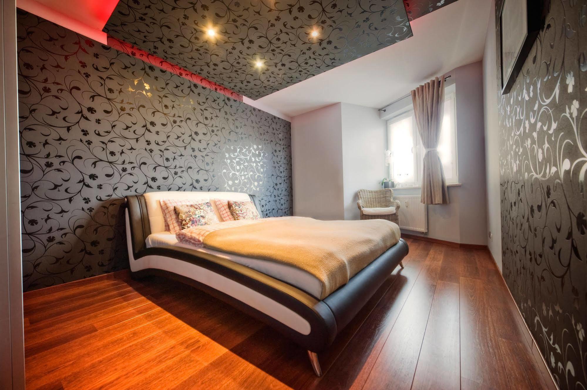 E Apartamenty Centrum Познань Экстерьер фото